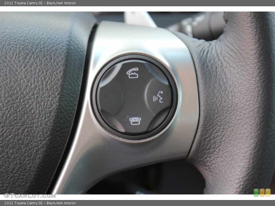 Black/Ash Interior Controls for the 2012 Toyota Camry SE #71313010