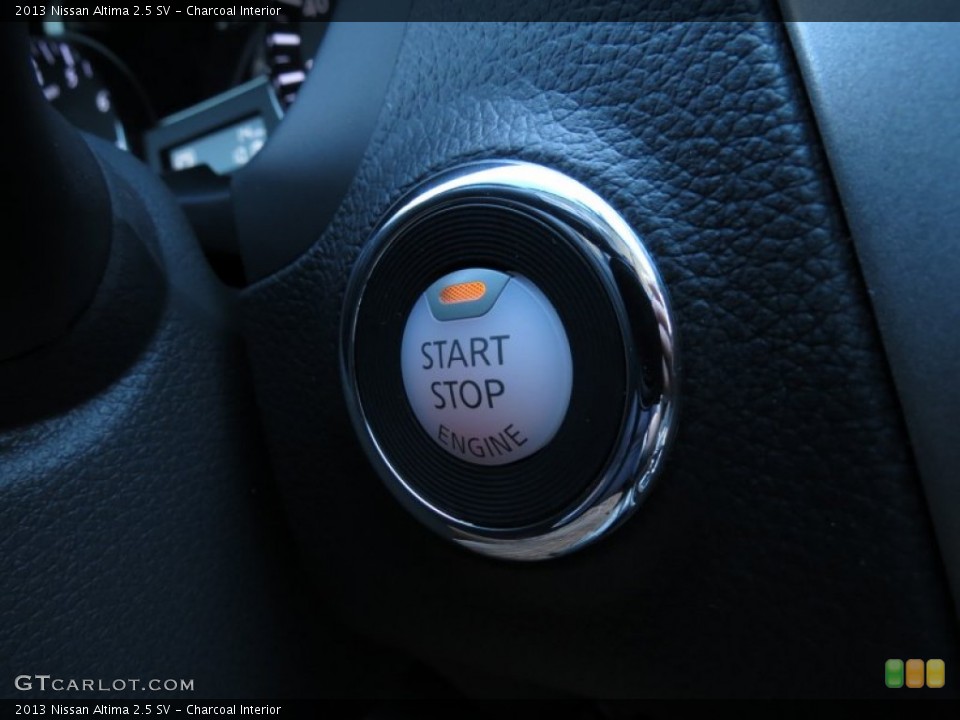 Charcoal Interior Controls for the 2013 Nissan Altima 2.5 SV #71315639