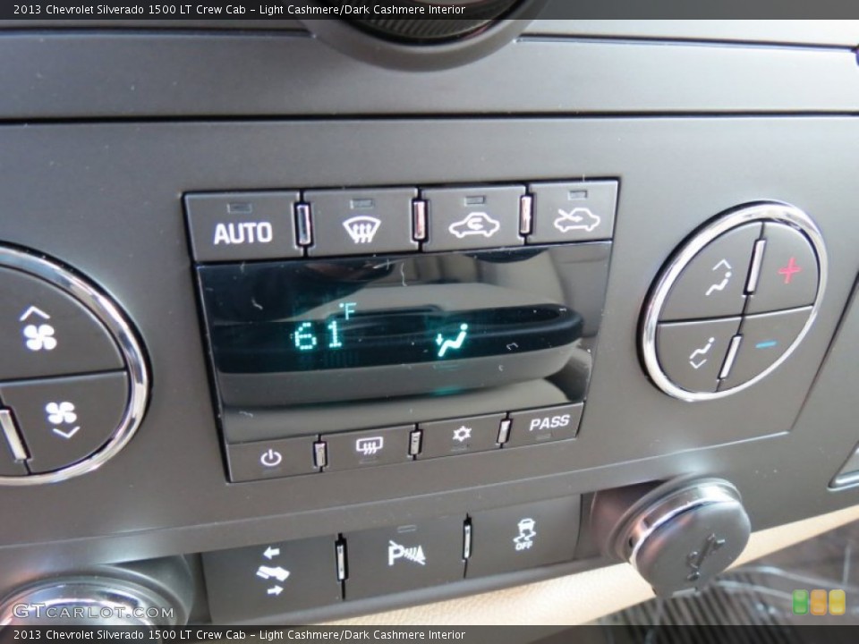Light Cashmere/Dark Cashmere Interior Controls for the 2013 Chevrolet Silverado 1500 LT Crew Cab #71318347