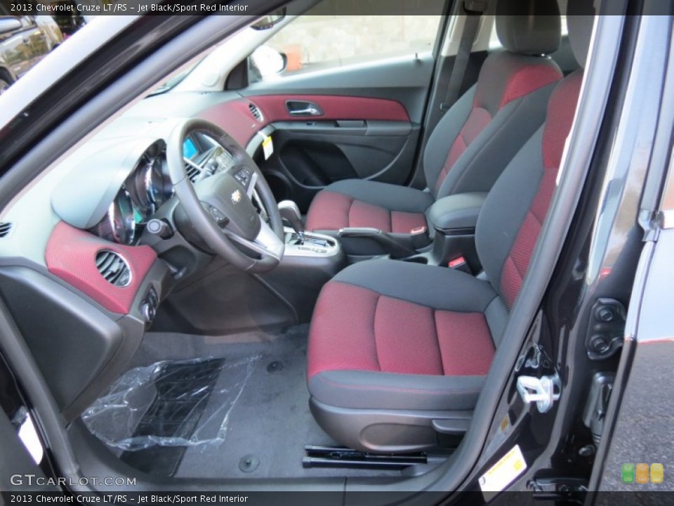 Jet Black/Sport Red Interior Photo for the 2013 Chevrolet Cruze LT/RS #71318776