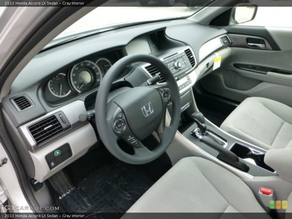 Gray Interior Photo for the 2013 Honda Accord LX Sedan #71318830