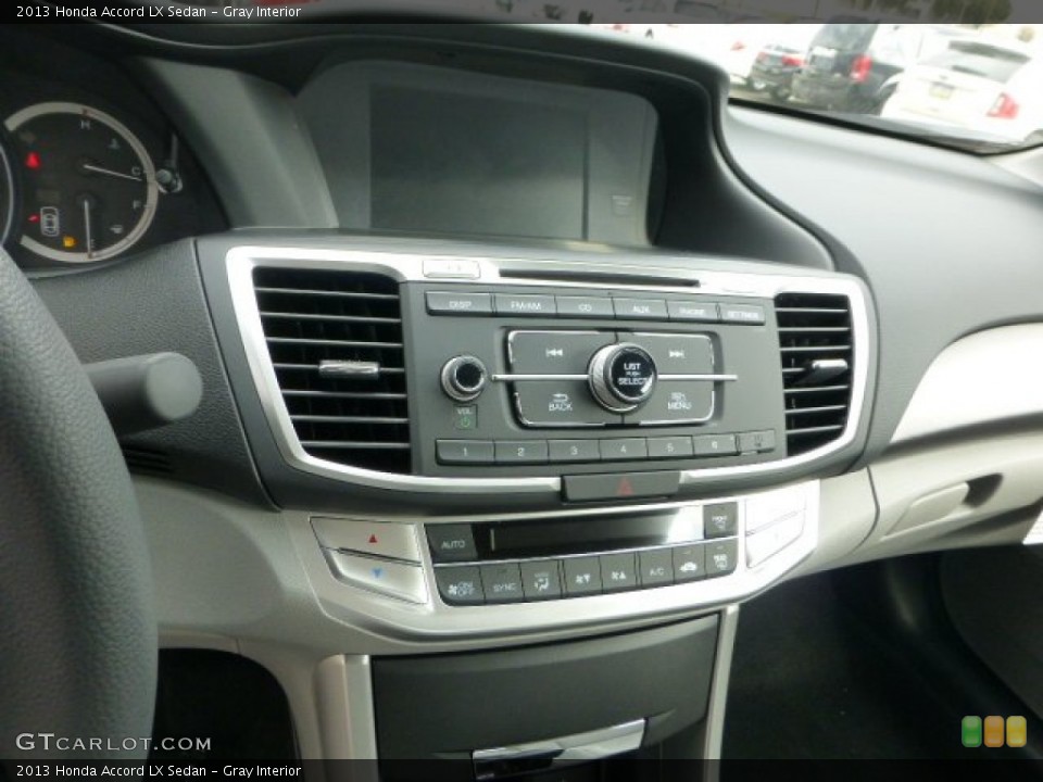 Gray Interior Controls for the 2013 Honda Accord LX Sedan #71318860