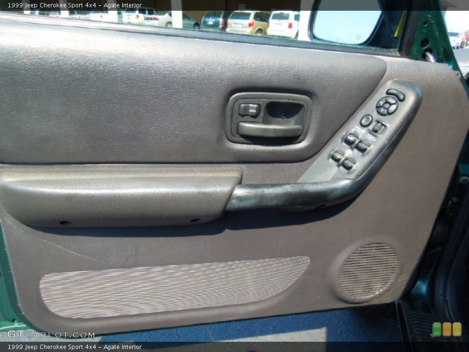 Agate Interior Door Panel for the 1999 Jeep Cherokee Sport 4x4 #71331738
