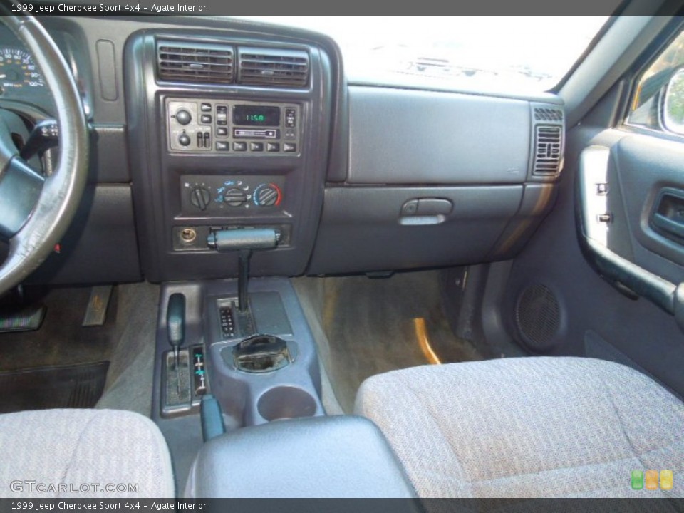 Agate Interior Dashboard for the 1999 Jeep Cherokee Sport 4x4 #71331786