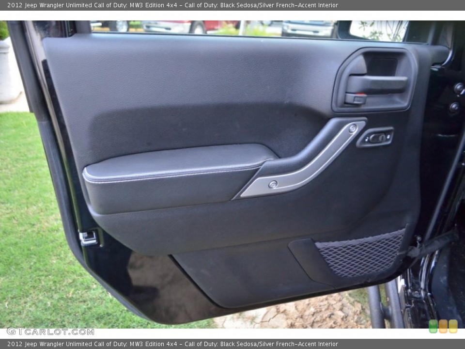 Call of Duty: Black Sedosa/Silver French-Accent Interior Door Panel for the 2012 Jeep Wrangler Unlimited Call of Duty: MW3 Edition 4x4 #71335869