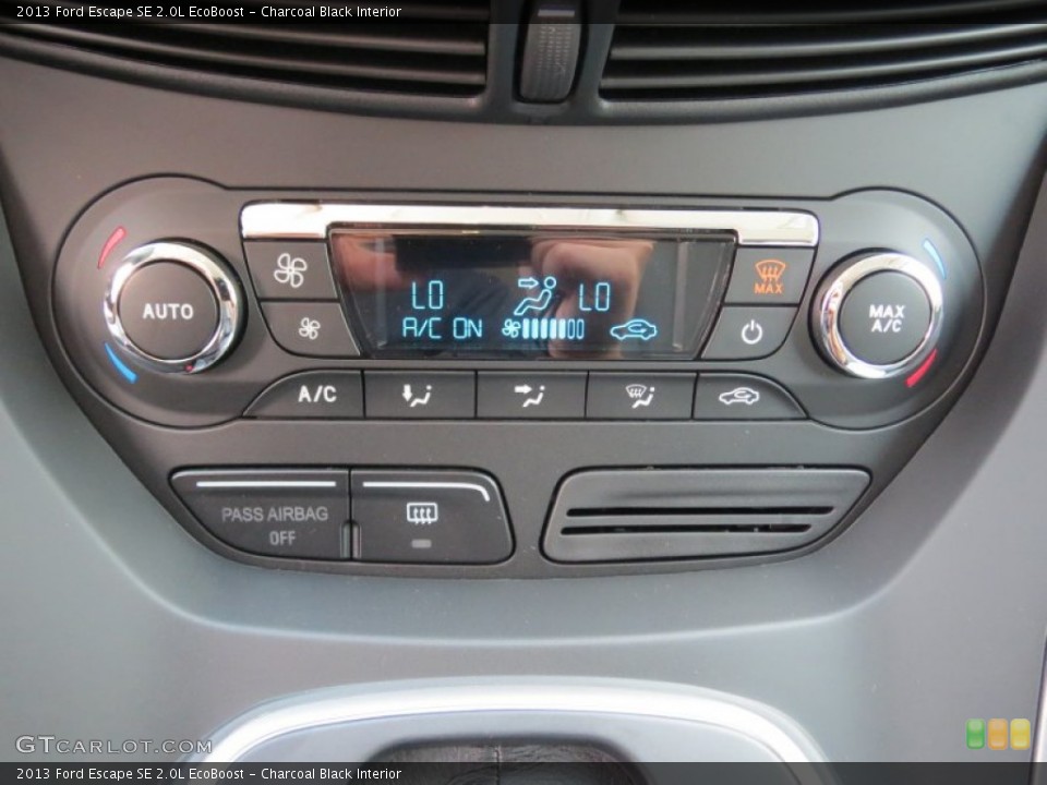 Charcoal Black Interior Controls for the 2013 Ford Escape SE 2.0L EcoBoost #71338025