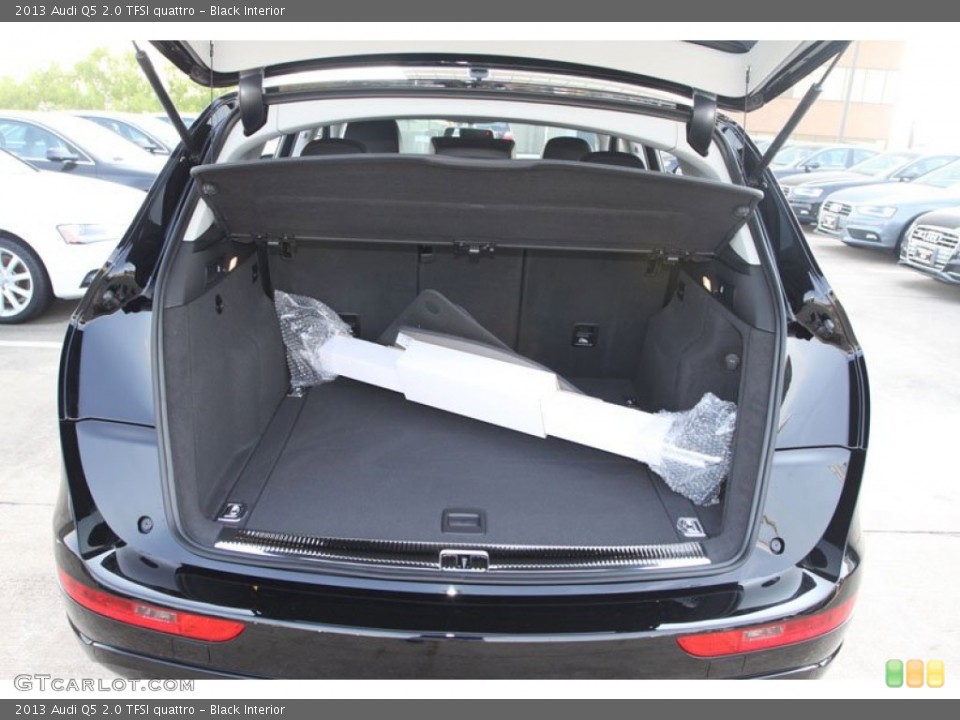 Black Interior Trunk for the 2013 Audi Q5 2.0 TFSI quattro #71355287