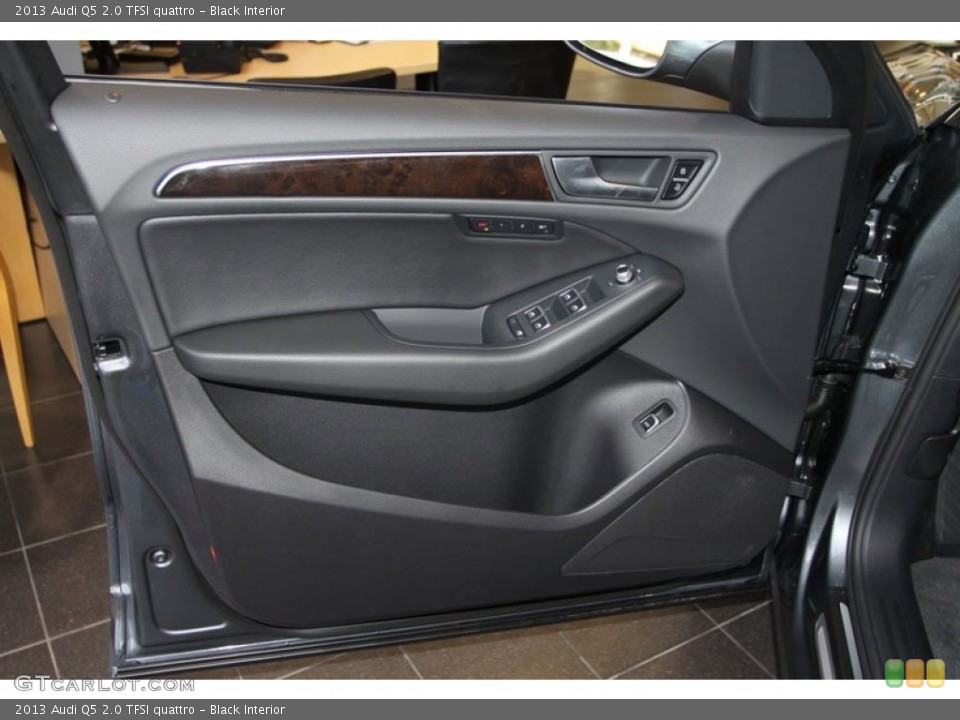 Black Interior Door Panel for the 2013 Audi Q5 2.0 TFSI quattro #71355428