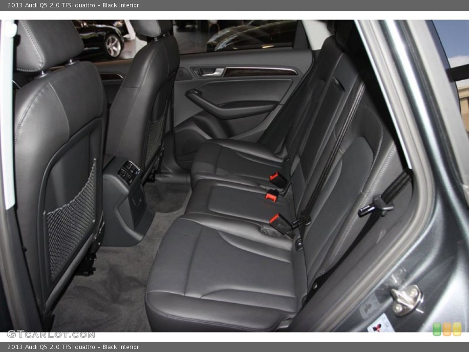 Black Interior Rear Seat for the 2013 Audi Q5 2.0 TFSI quattro #71355470