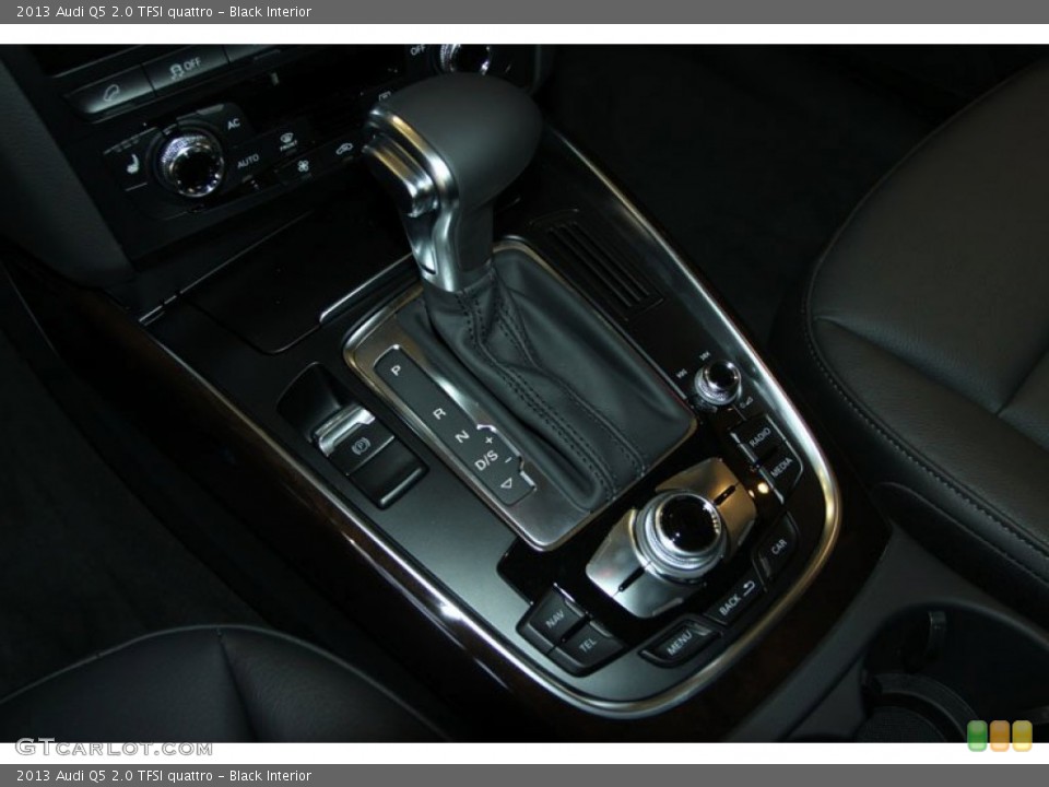 Black Interior Transmission for the 2013 Audi Q5 2.0 TFSI quattro #71355515