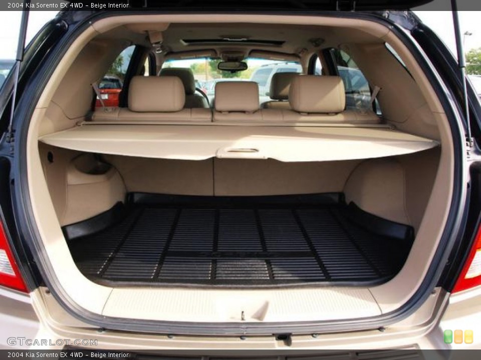 Beige Interior Trunk for the 2004 Kia Sorento EX 4WD #71362392