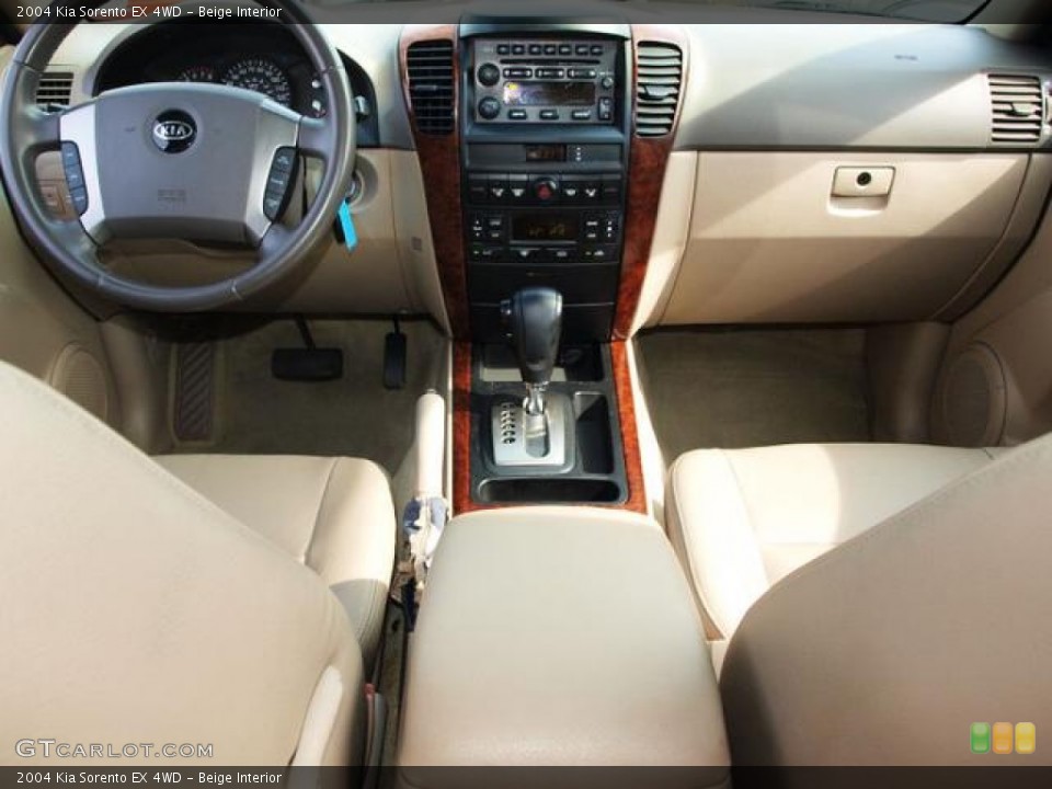Beige Interior Dashboard for the 2004 Kia Sorento EX 4WD #71362433