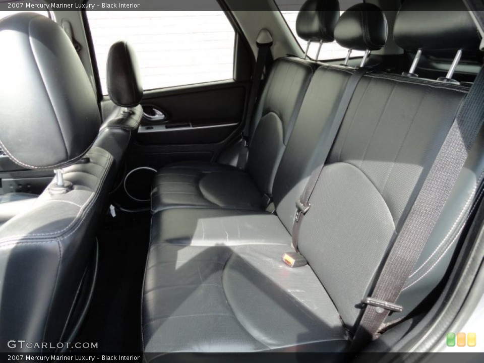 Black Interior Rear Seat for the 2007 Mercury Mariner Luxury #71362970