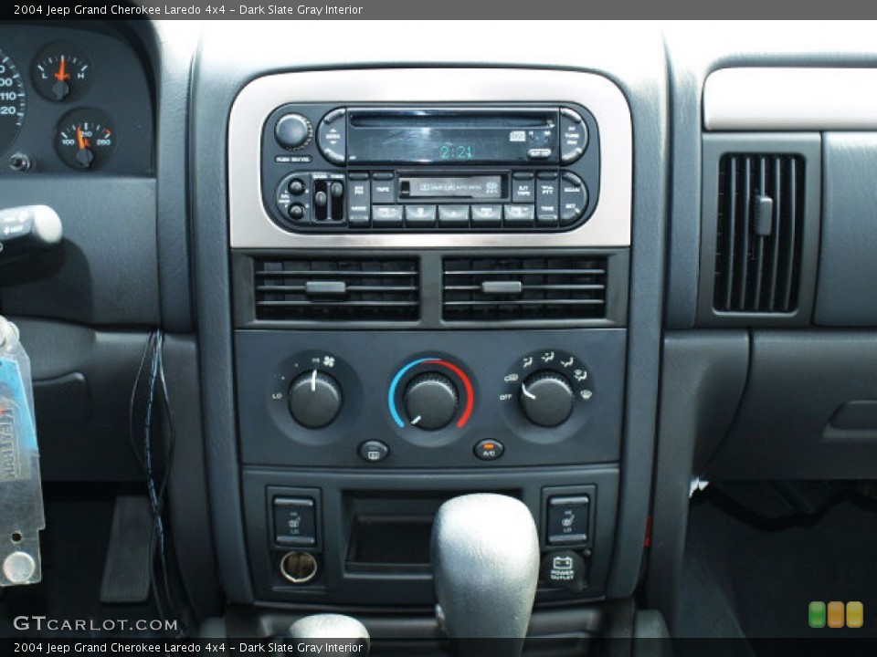 Dark Slate Gray Interior Controls for the 2004 Jeep Grand Cherokee Laredo 4x4 #71371004