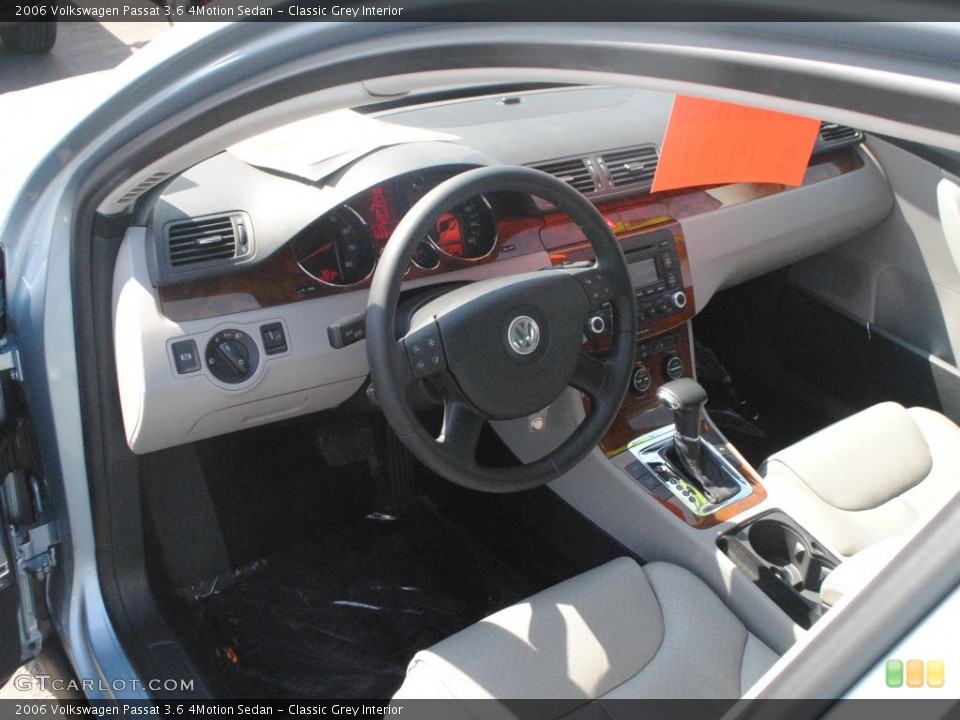 Classic Grey Interior Photo for the 2006 Volkswagen Passat 3.6 4Motion Sedan #71374138