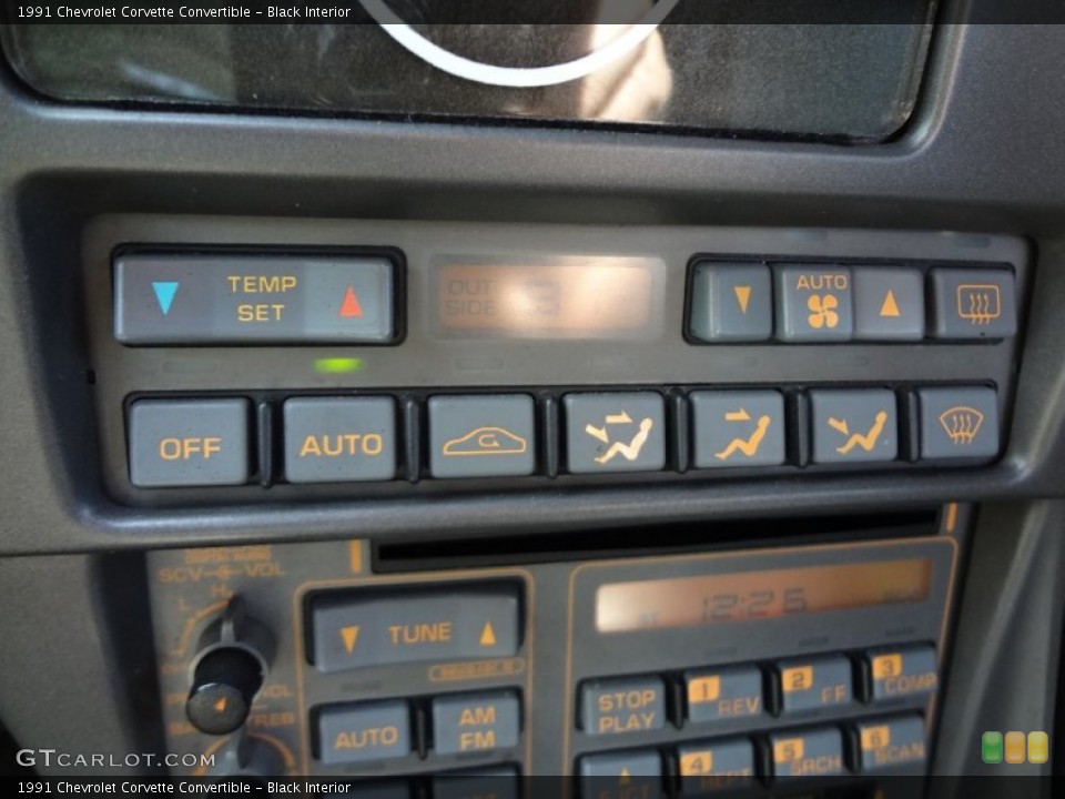 Black Interior Controls for the 1991 Chevrolet Corvette Convertible #71377528