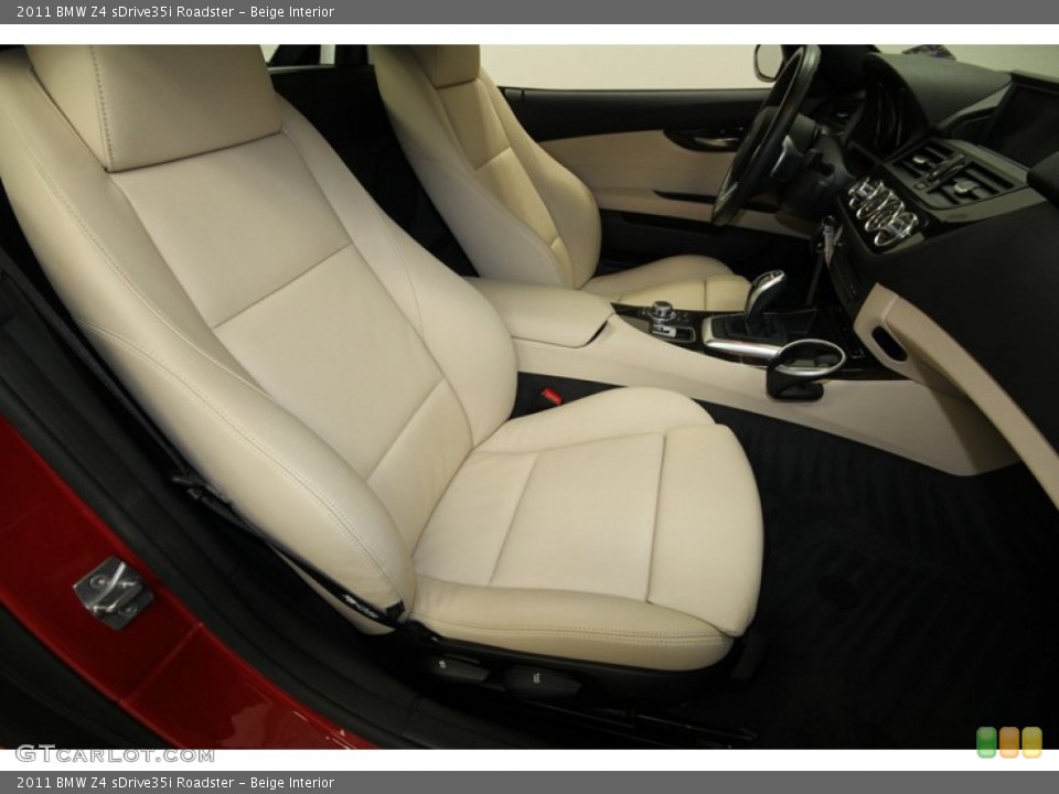 Beige Interior Photo for the 2011 BMW Z4 sDrive35i Roadster #71385568