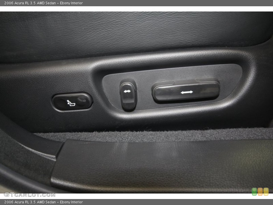 Ebony Interior Controls for the 2006 Acura RL 3.5 AWD Sedan #71388190