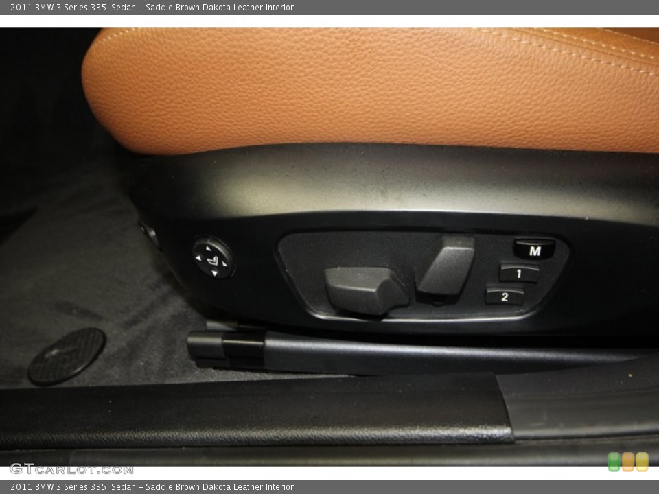 Saddle Brown Dakota Leather Interior Controls for the 2011 BMW 3 Series 335i Sedan #71389093