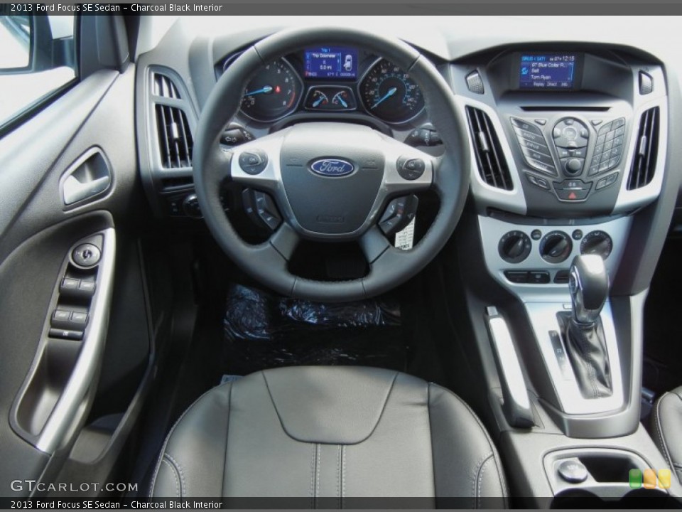 Charcoal Black Interior Dashboard for the 2013 Ford Focus SE Sedan #71389510