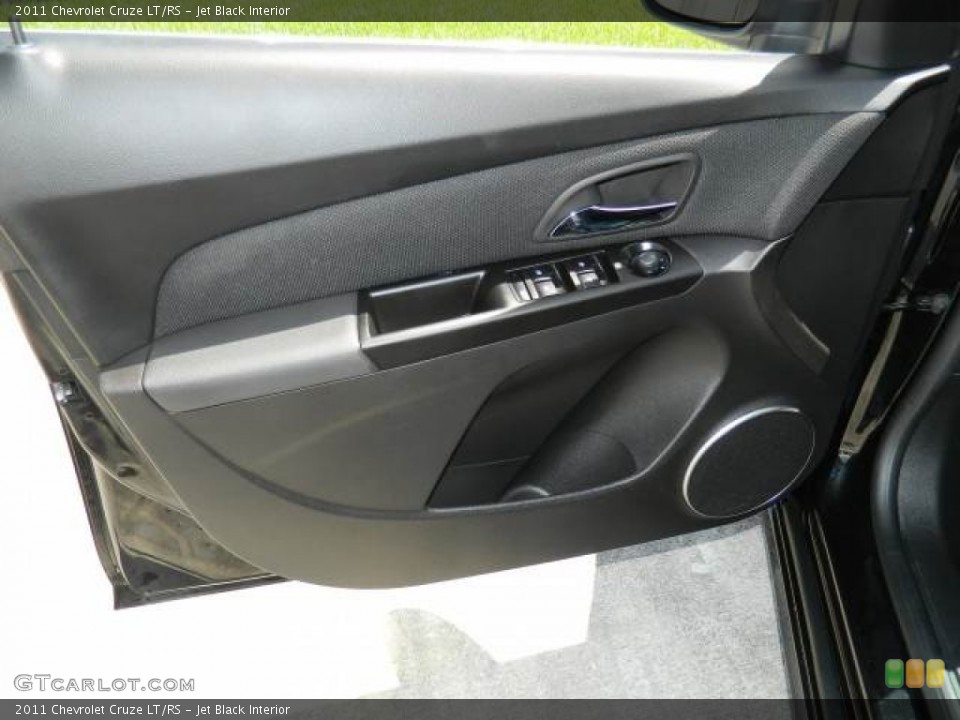 Jet Black Interior Door Panel for the 2011 Chevrolet Cruze LT/RS #71393335