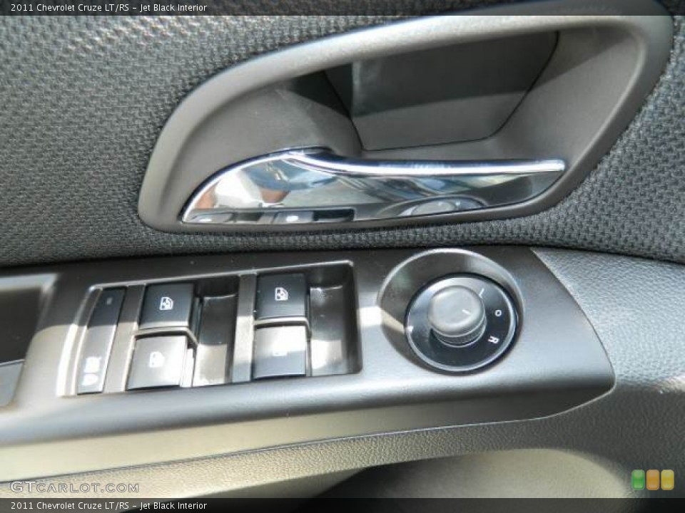 Jet Black Interior Controls for the 2011 Chevrolet Cruze LT/RS #71393341