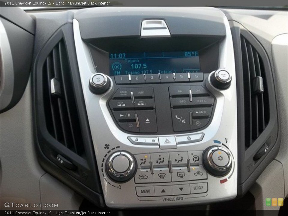 Light Titanium/Jet Black Interior Controls for the 2011 Chevrolet Equinox LS #71395645