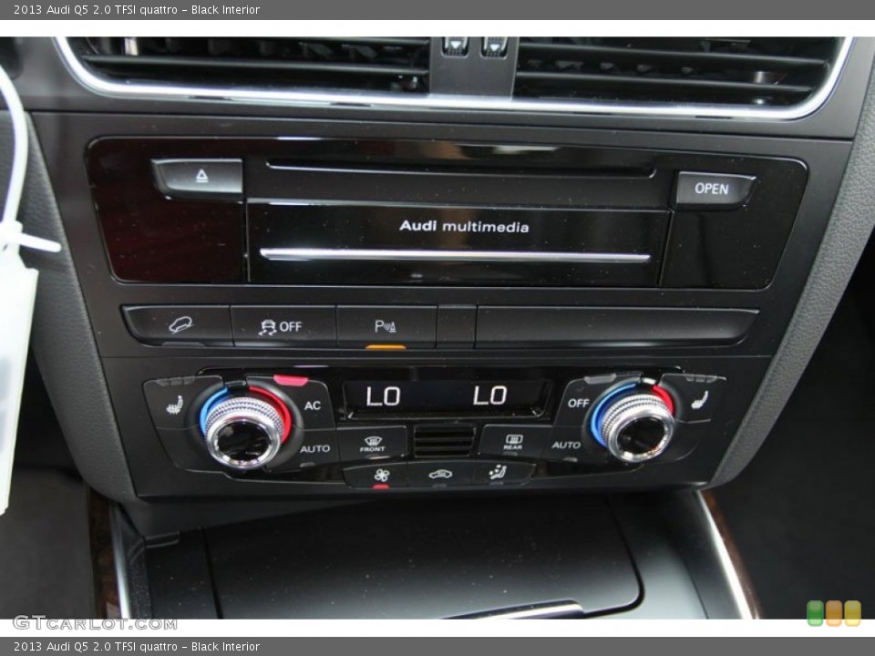 Black Interior Controls for the 2013 Audi Q5 2.0 TFSI quattro #71396275