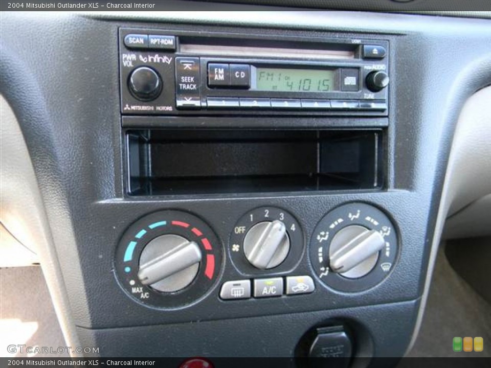 Charcoal Interior Controls for the 2004 Mitsubishi Outlander XLS #71400538
