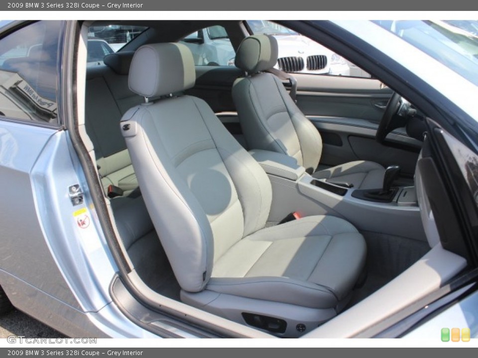 Grey Interior Photo for the 2009 BMW 3 Series 328i Coupe #71400904