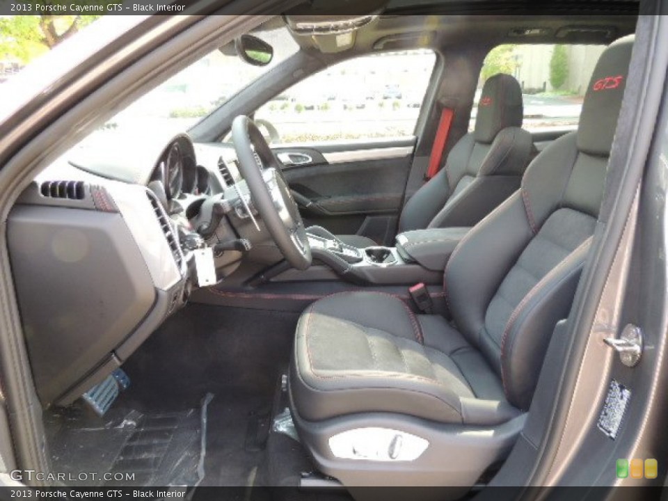 Black Interior Photo for the 2013 Porsche Cayenne GTS #71416182