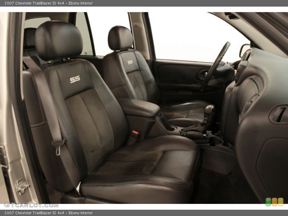 Ebony Interior Front Seat for the 2007 Chevrolet TrailBlazer SS 4x4 #71423683
