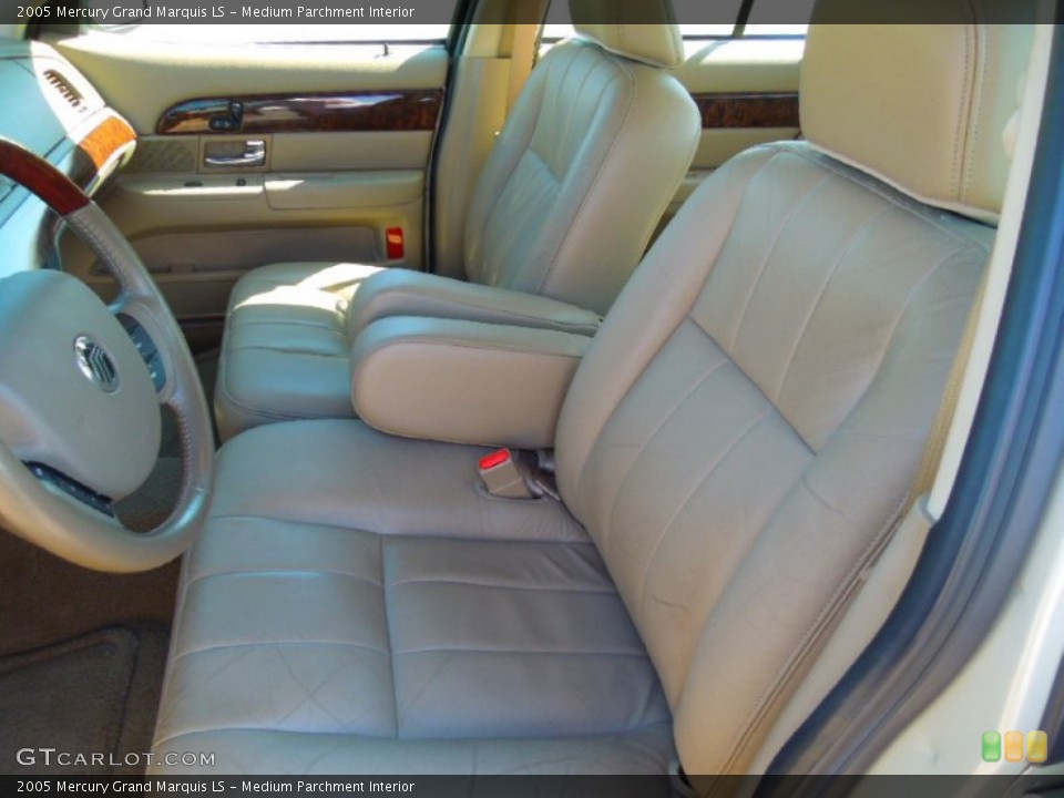 Medium Parchment Interior Front Seat for the 2005 Mercury Grand Marquis LS #71424373
