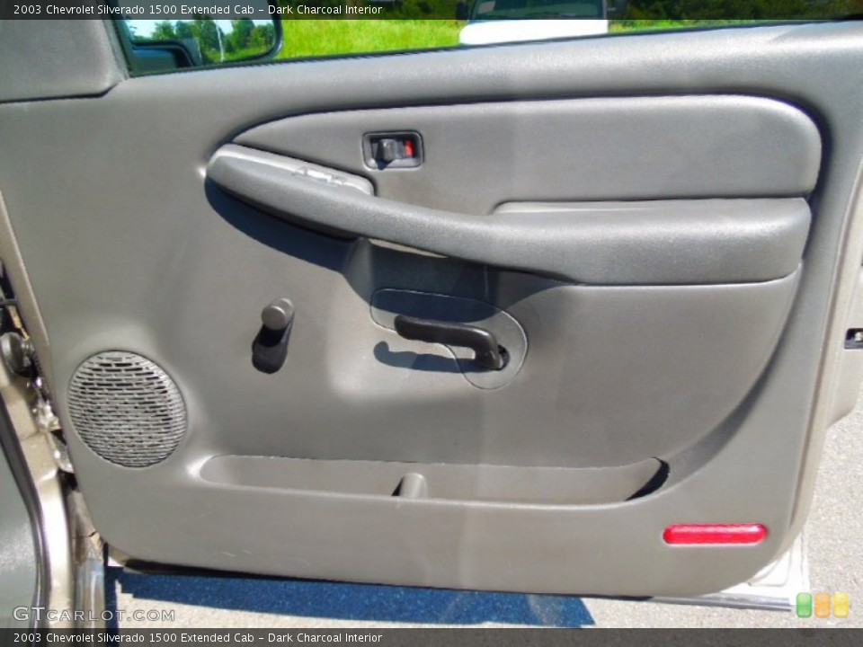 Dark Charcoal Interior Door Panel for the 2003 Chevrolet Silverado 1500 Extended Cab #71424724