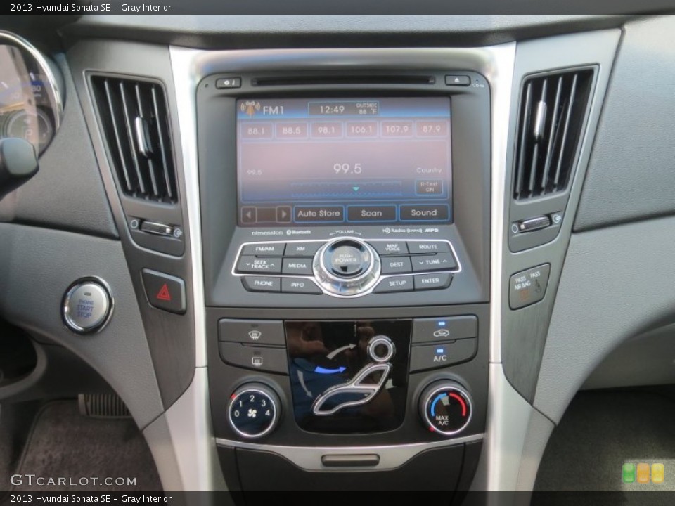 Gray Interior Controls for the 2013 Hyundai Sonata SE #71465702