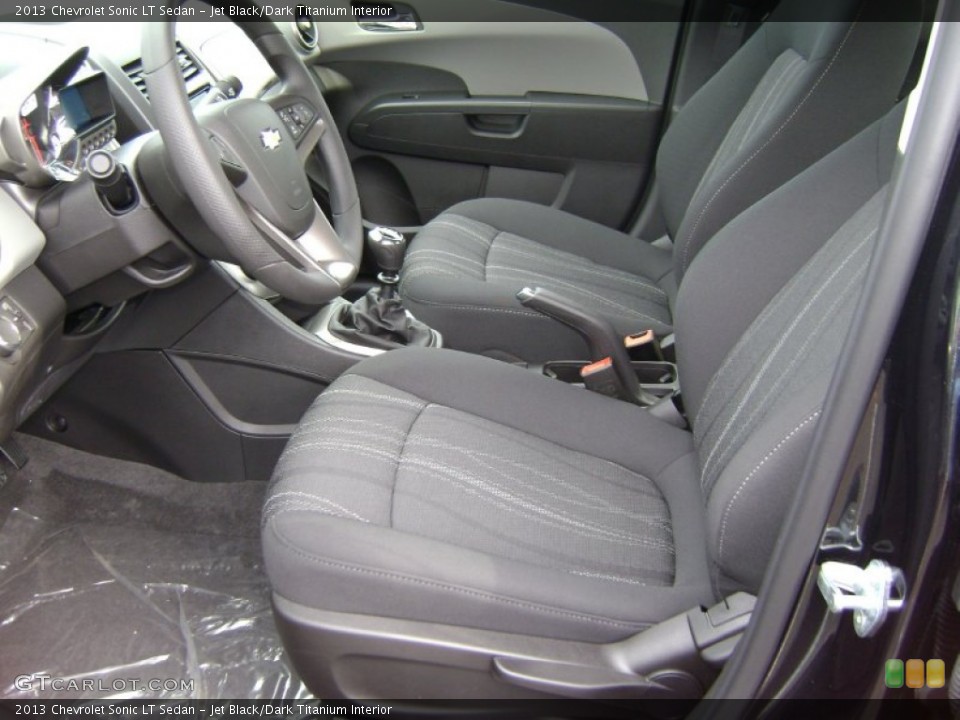 Jet Black/Dark Titanium Interior Photo for the 2013 Chevrolet Sonic LT Sedan #71466478