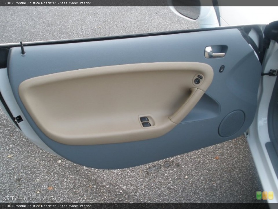 Steel/Sand Interior Door Panel for the 2007 Pontiac Solstice Roadster #71475707