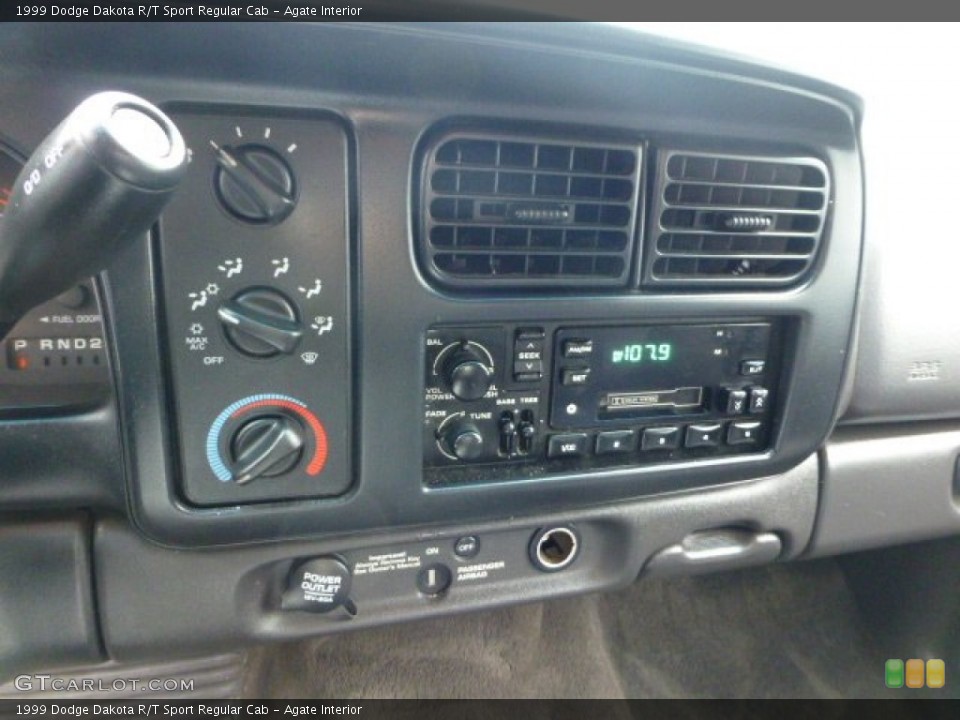 Agate Interior Controls for the 1999 Dodge Dakota R/T Sport Regular Cab #71480945