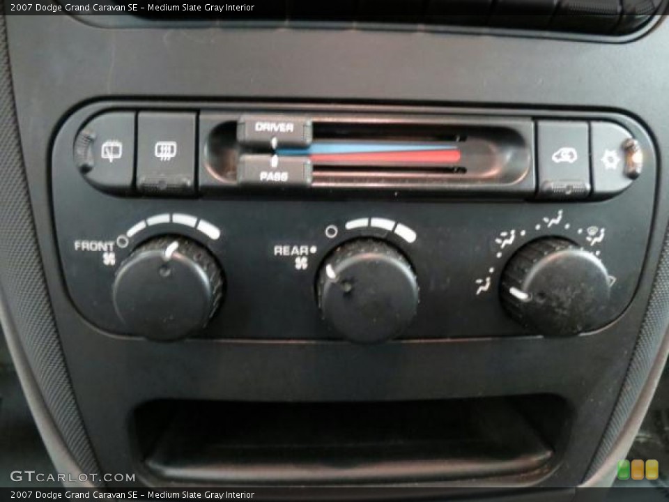 Medium Slate Gray Interior Controls for the 2007 Dodge Grand Caravan SE #71486969