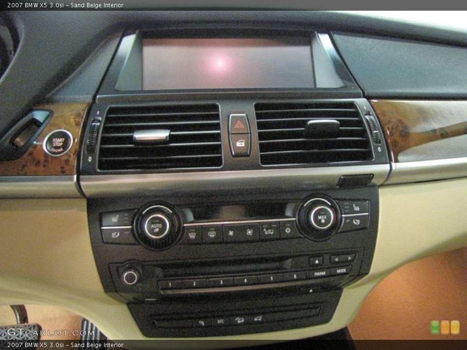 Sand Beige Interior Controls for the 2007 BMW X5 3.0si #71488697