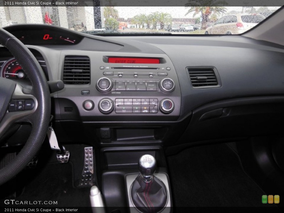 Black Interior Controls for the 2011 Honda Civic Si Coupe #71498653