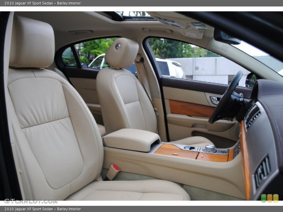 Barley Interior Photo for the 2010 Jaguar XF Sport Sedan #71504954