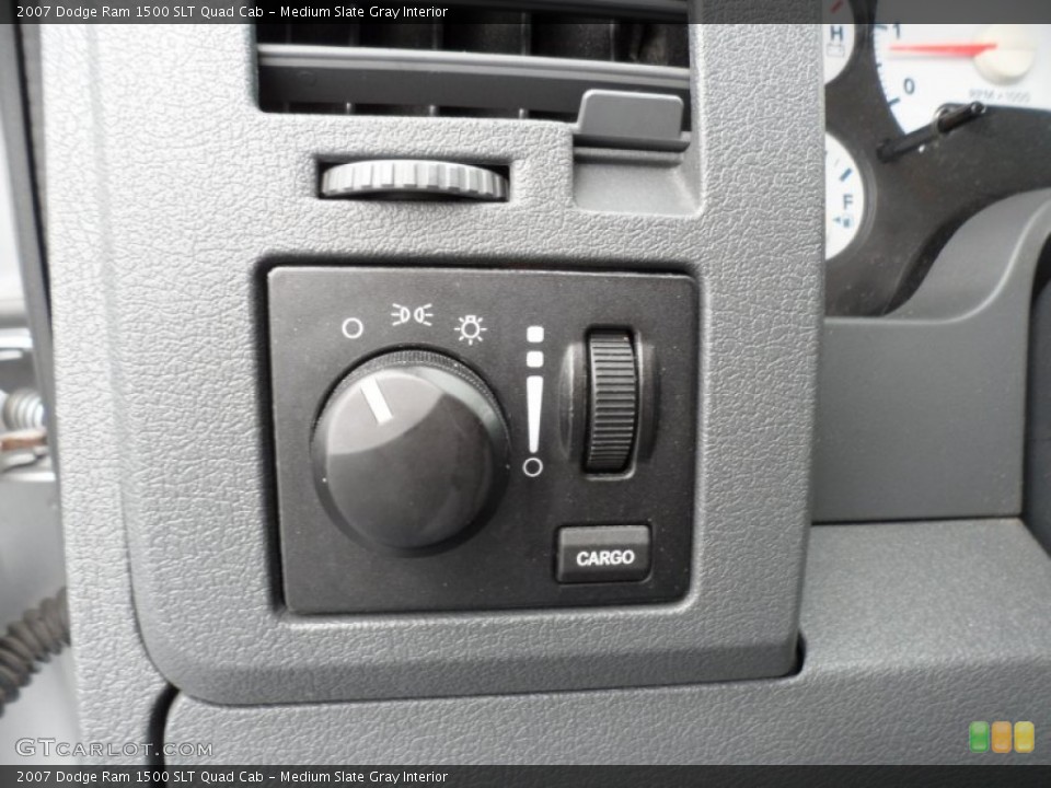 Medium Slate Gray Interior Controls for the 2007 Dodge Ram 1500 SLT Quad Cab #71518694