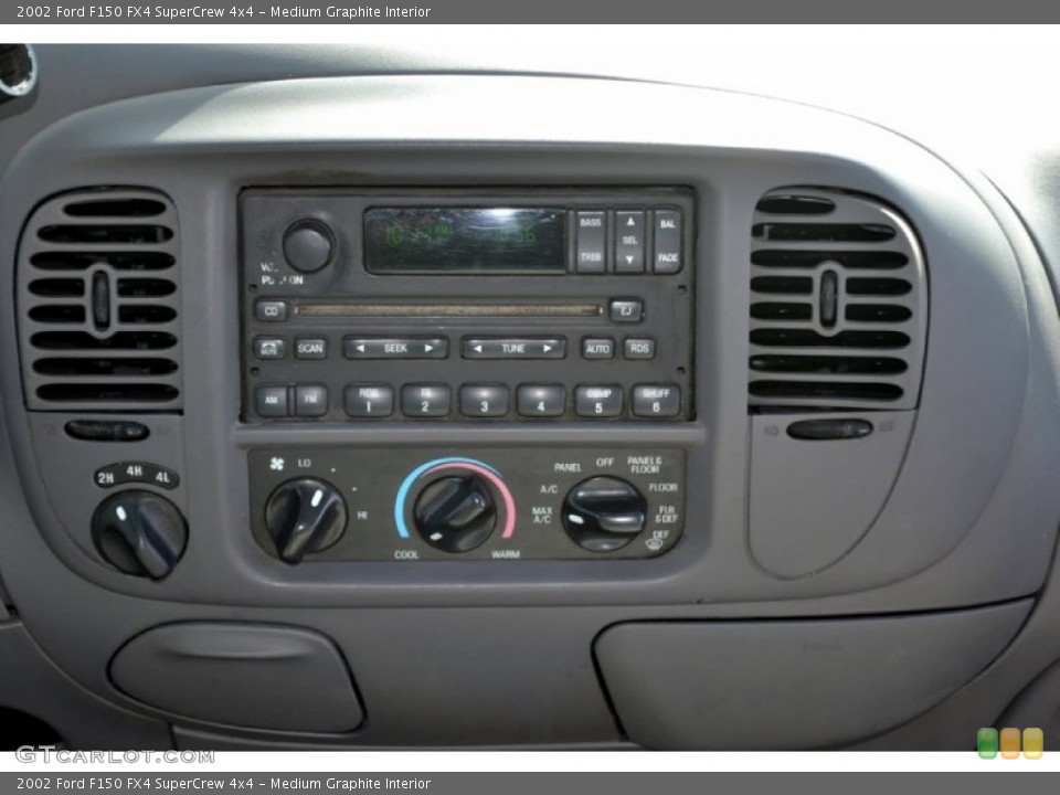 Medium Graphite Interior Controls for the 2002 Ford F150 FX4 SuperCrew 4x4 #71521835