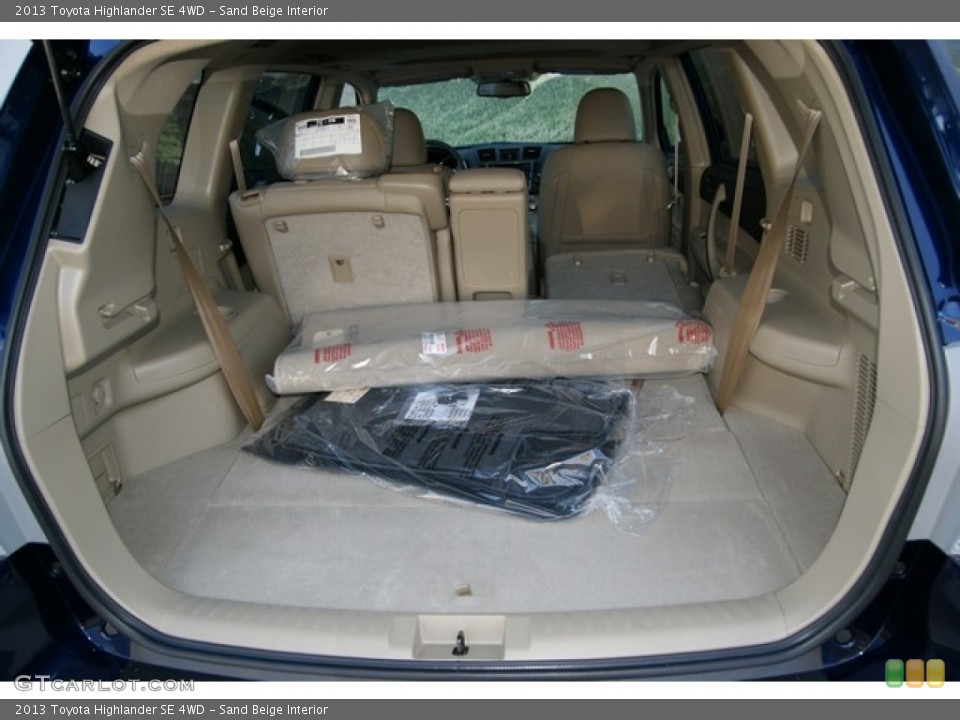 Sand Beige Interior Trunk for the 2013 Toyota Highlander SE 4WD #71523542