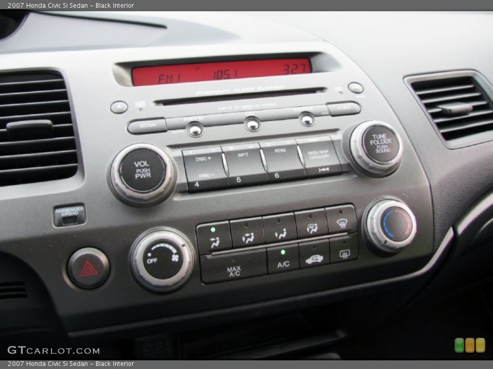 Black Interior Controls for the 2007 Honda Civic Si Sedan #71524511