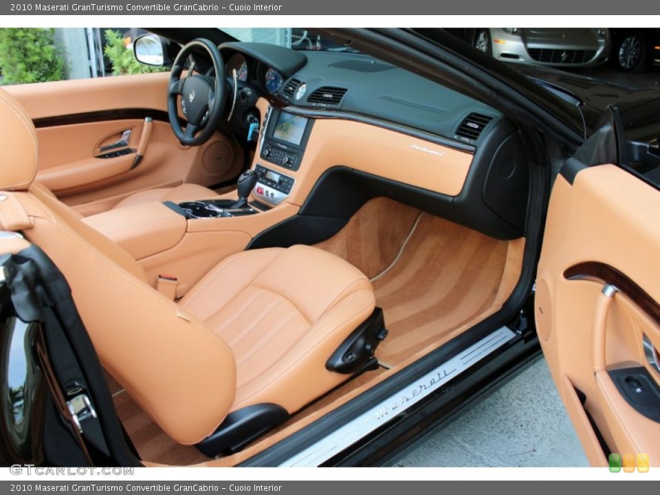 Cuoio Interior Photo for the 2010 Maserati GranTurismo Convertible GranCabrio #71526235