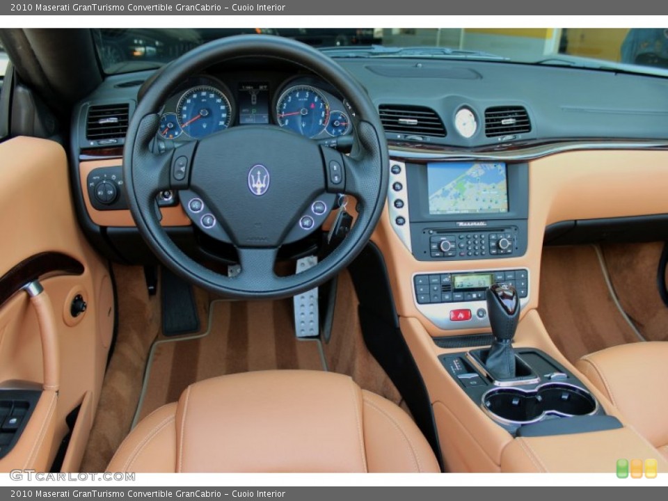 Cuoio Interior Dashboard for the 2010 Maserati GranTurismo Convertible GranCabrio #71526247