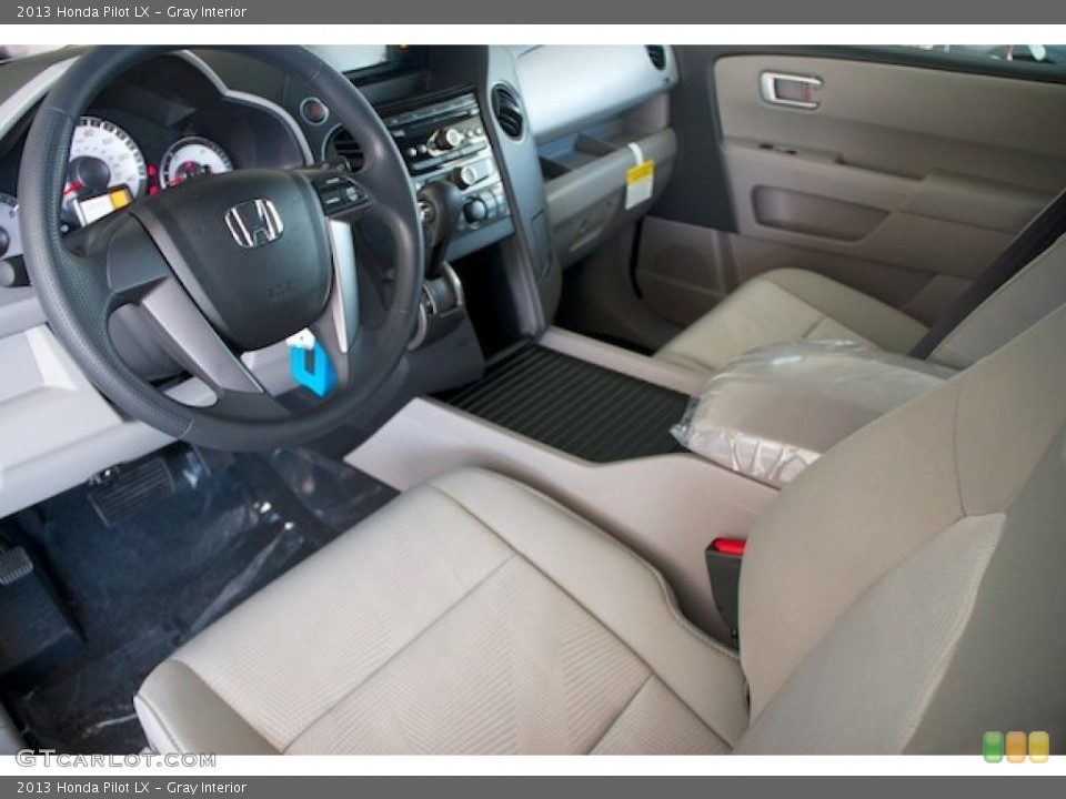 Gray Interior Prime Interior for the 2013 Honda Pilot LX #71528950