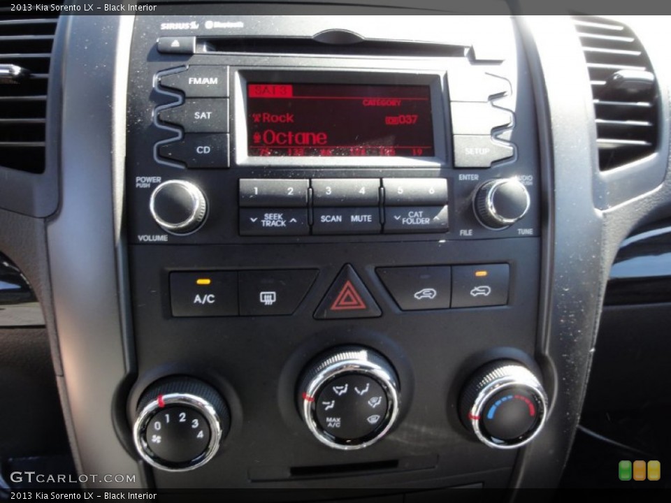 Black Interior Controls for the 2013 Kia Sorento LX #71535097